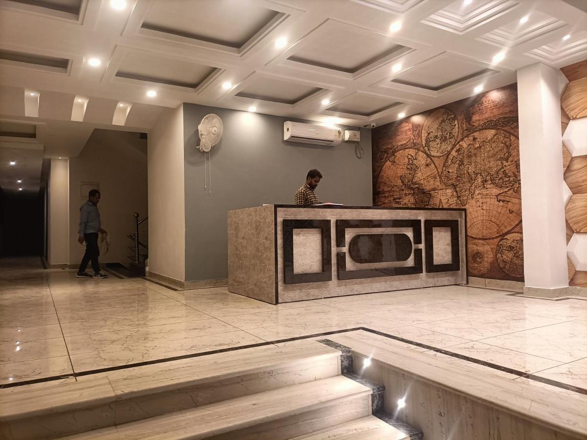 Hotel Tark Inn Near Igi Airport 新德里 外观 照片